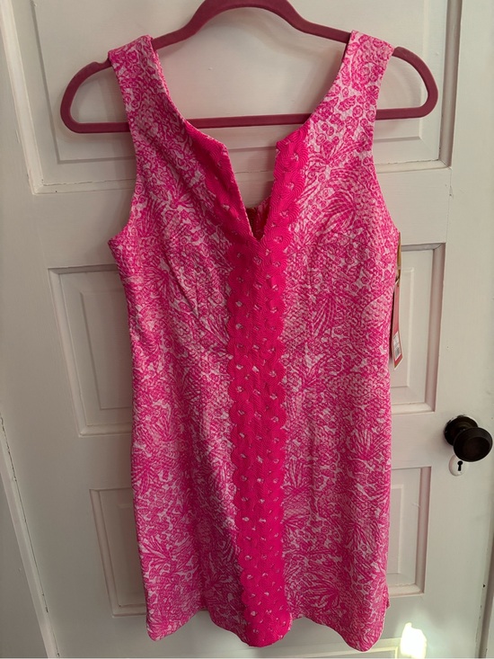 Lilly Pulitzer for Target Dresses & Skirts - Lilly Pulitzer Target hot pink shift dress. NWT from 2015 collection. Size 6.